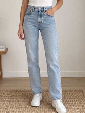 Jeanerica Vintage 82 Light Wash Straight Leg Jeans W28 L32 Stretch Quiet Luxury